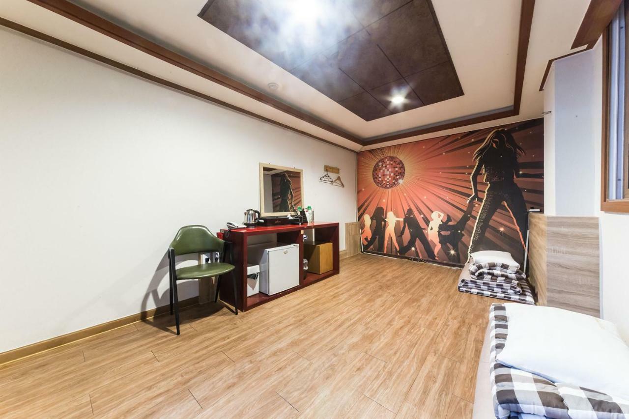 Hotel Pocheon Royal Exteriér fotografie