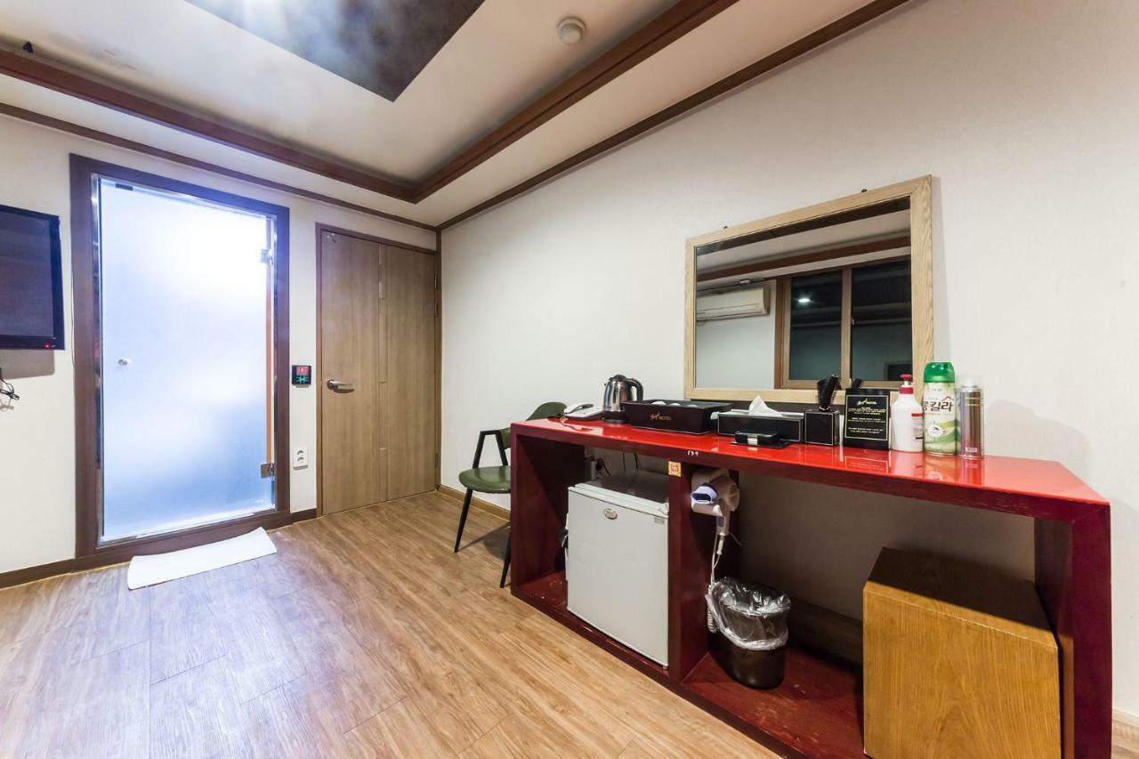 Hotel Pocheon Royal Exteriér fotografie